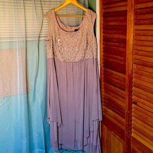 Gorgeous Sleeveless Dress♥️